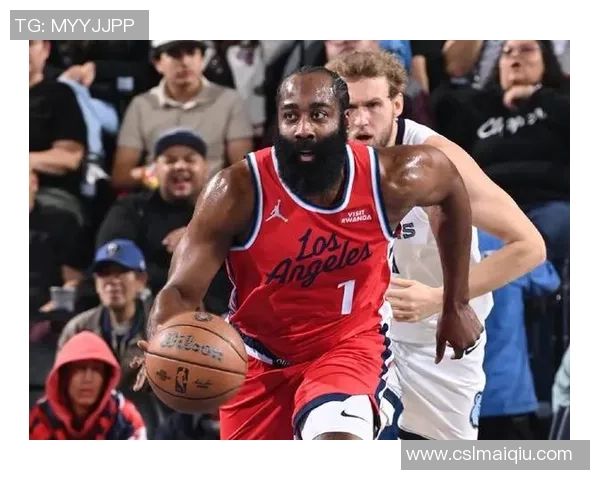 快船强势崛起小卡与哈登联手助球队取得11胜2负佳绩