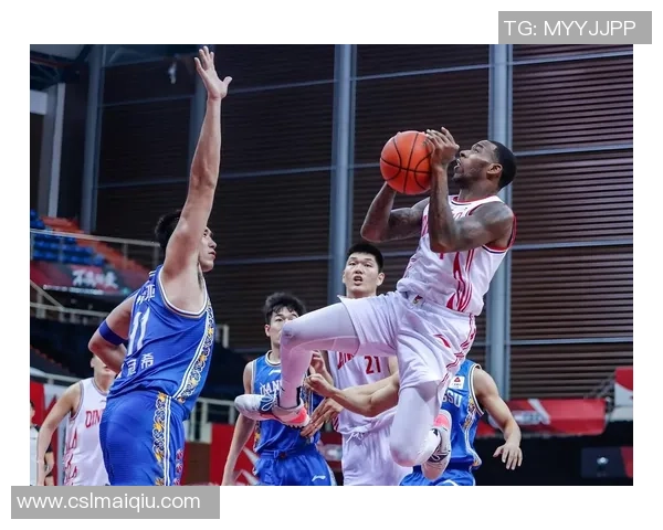 曾繁日状态低迷4投0中仅得1分3篮板4助攻1盖帽犯规满离场表现令人失望 曾繁日状态低迷4投0中仅得1分3篮板4助攻1盖帽犯规满离场表现令人失望