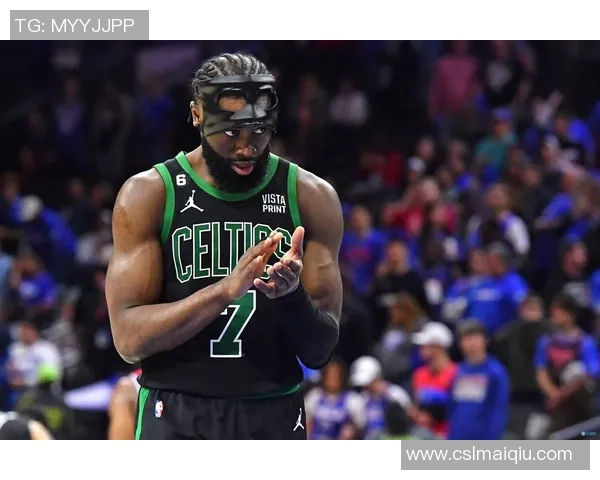 杰伦布朗强调季前赛首战防守重要性全力提升比赛节奏